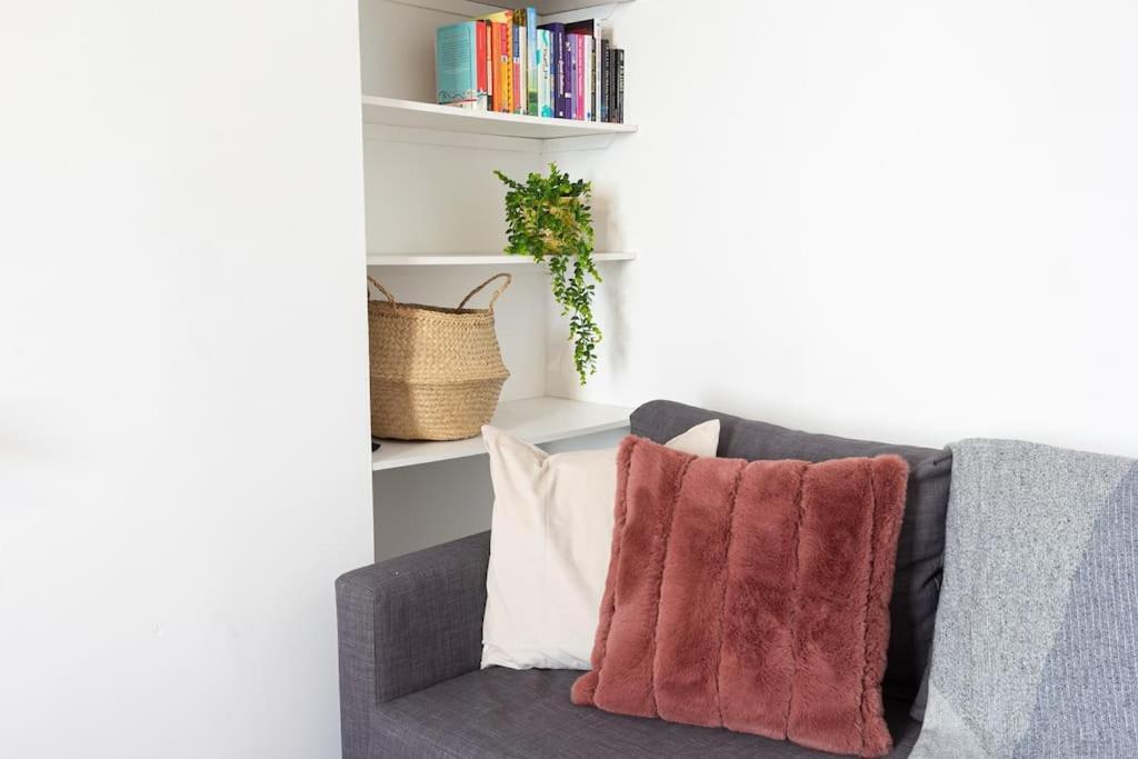 Regency Grade II Listed Townhouse By Centre And Beach Hove Extérieur photo
